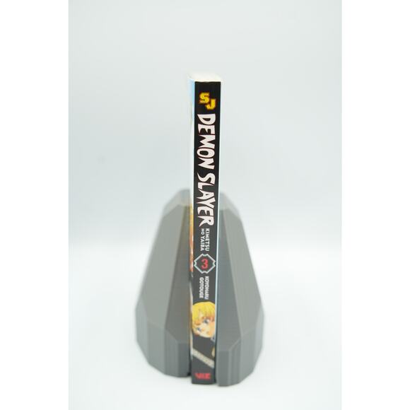 Demon Slayer: Kimetsu no Yaiba Vol. 3 – English Edition Manga Trade Paperback - Picture 3 of 6